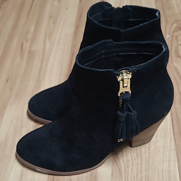 Aldo women's black suede booties fringe block heel size 8- Pre-owned. - Picture 2 of 5